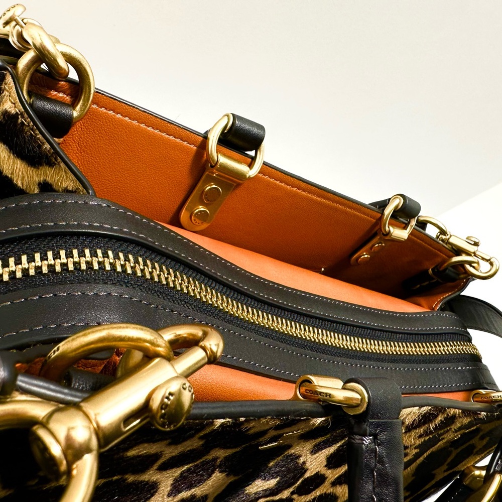 COACH 1941 Hair Calf Rogue 31 In Wild Beast Print - Picture 15 of 16
